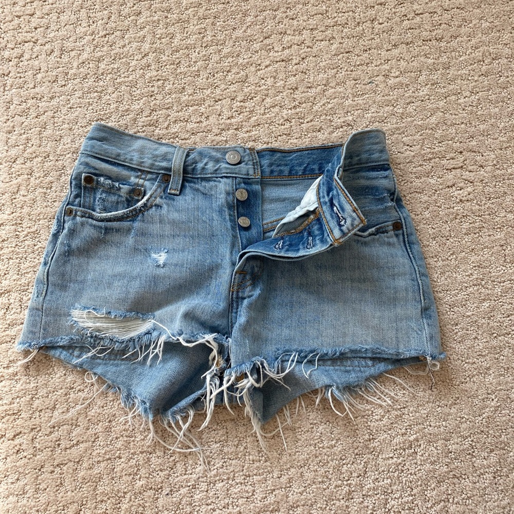 Levi’s denim shorts